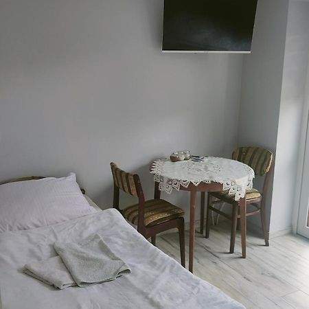 Pokoje Mira 托日姆 外观 照片